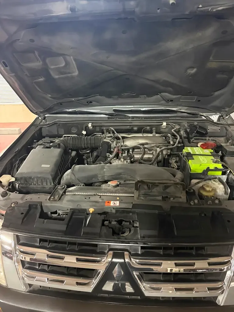 Mitsubishi Pajero 3.0 AT (220 hp) - 11