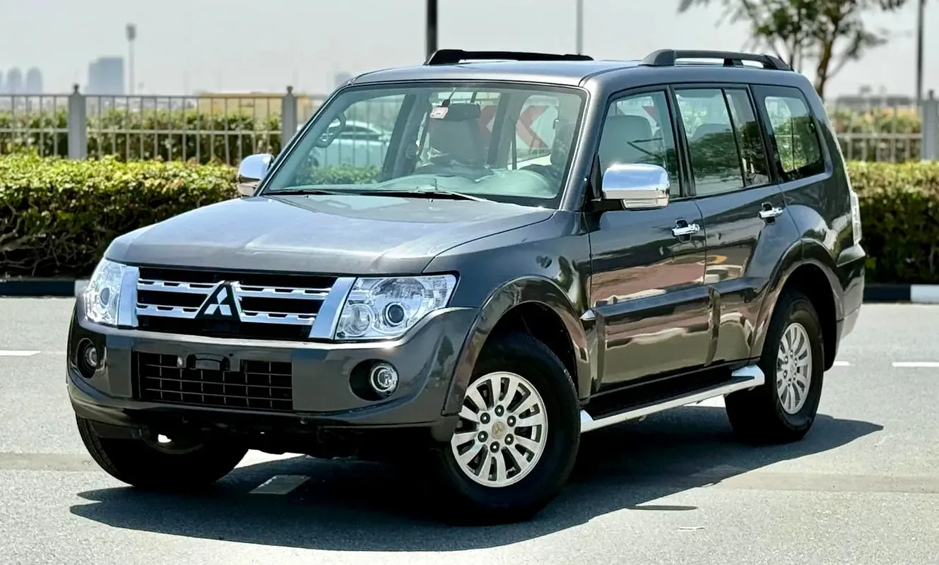 Mitsubishi Pajero 3.0 AT (220 hp) - 2