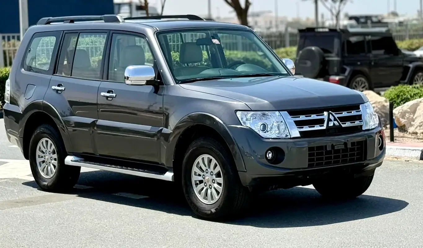 Mitsubishi Pajero 3.0 AT (220 hp) - 3