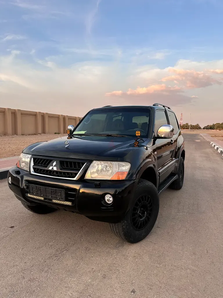 Mitsubishi Pajero 3.0 AT (220 hp) - 2