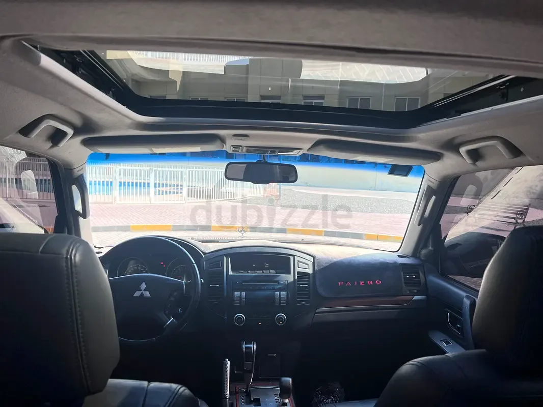 Mitsubishi Pajero 3.0 AT (220 hp) - 8
