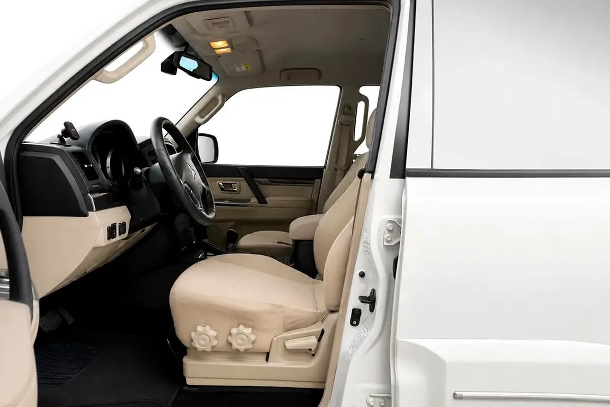 Mitsubishi Pajero 3.0 AT AWD (174 حصان) - 9