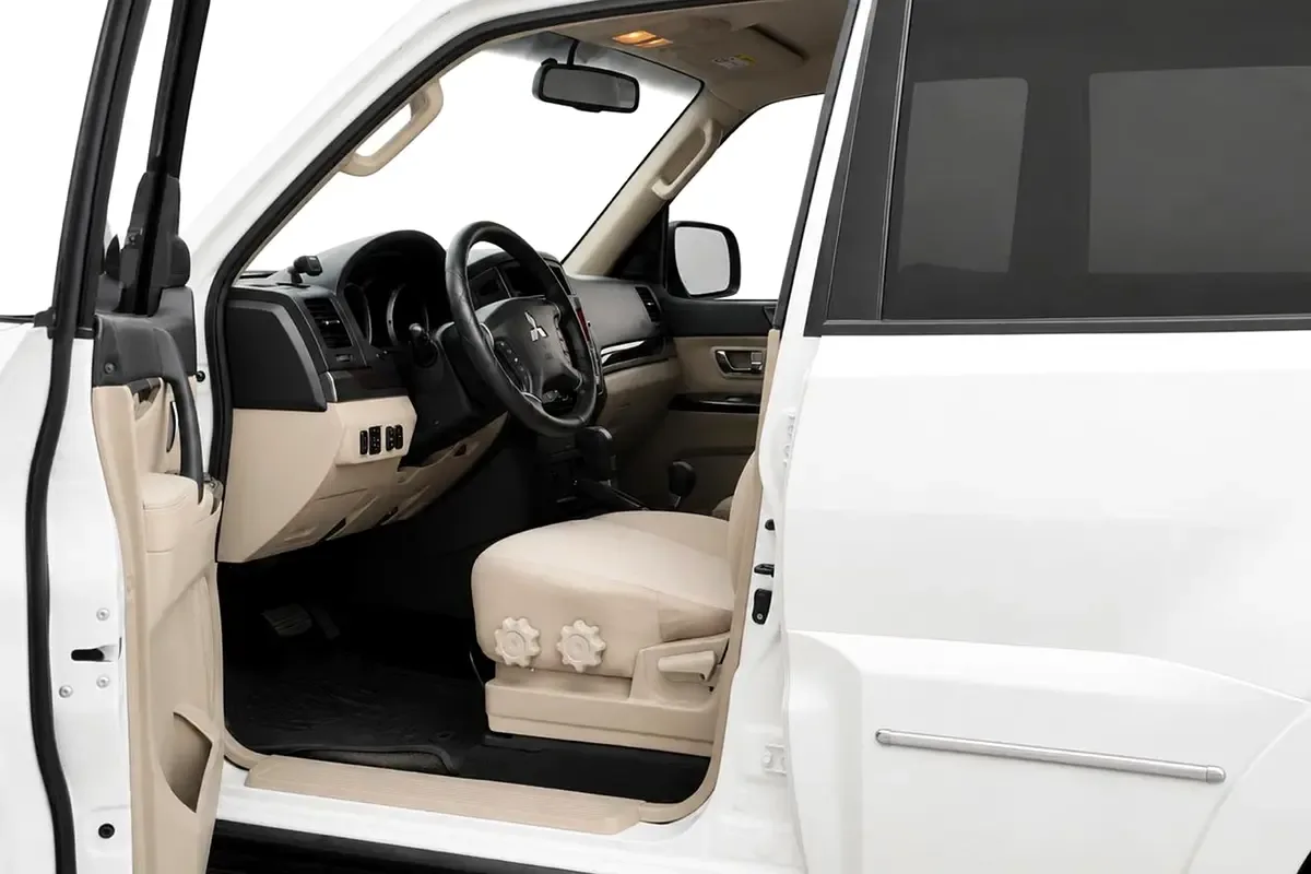 Mitsubishi Pajero 3.0 AT AWD (174 حصان) - 11