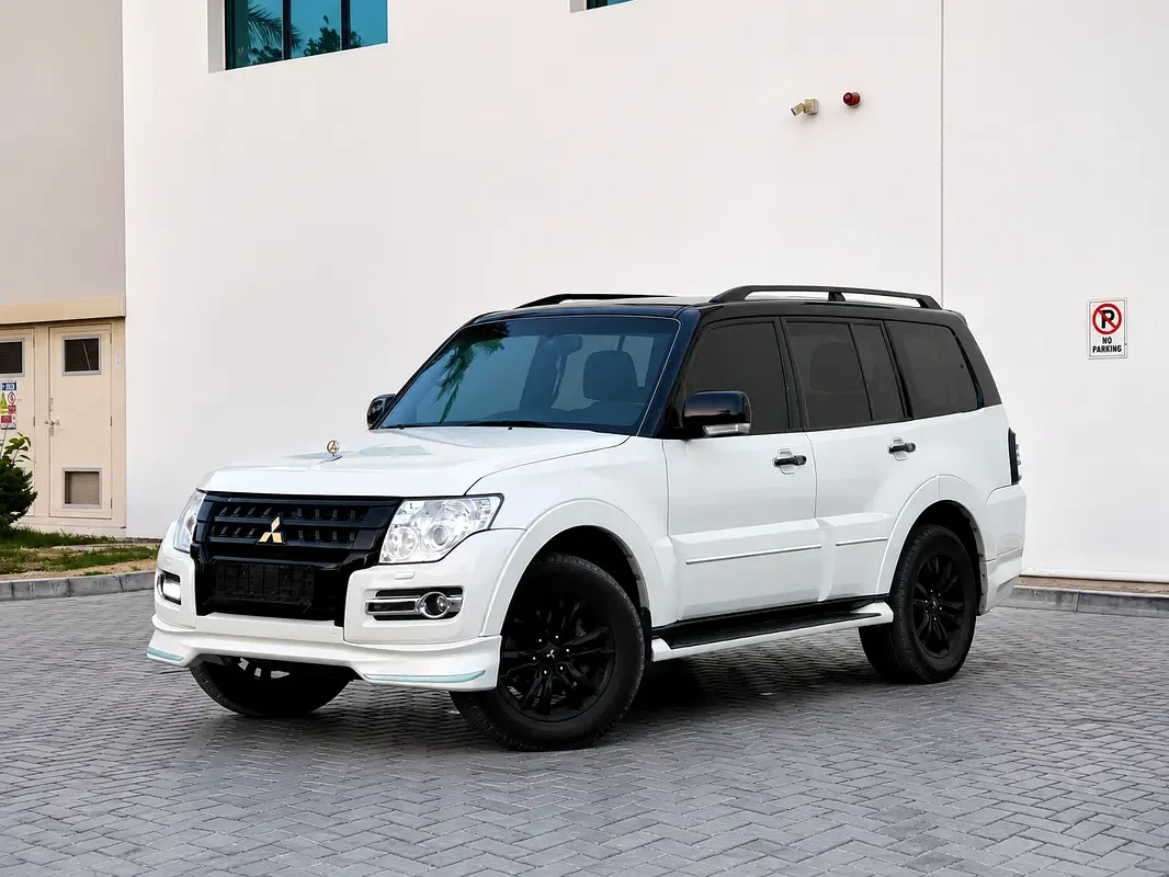 Mitsubishi Pajero 3.5 AT (189 hp)