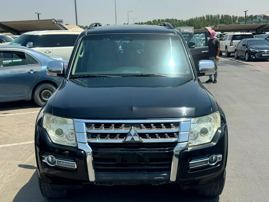 Mitsubishi Pajero 3.5 AT (189 hp)