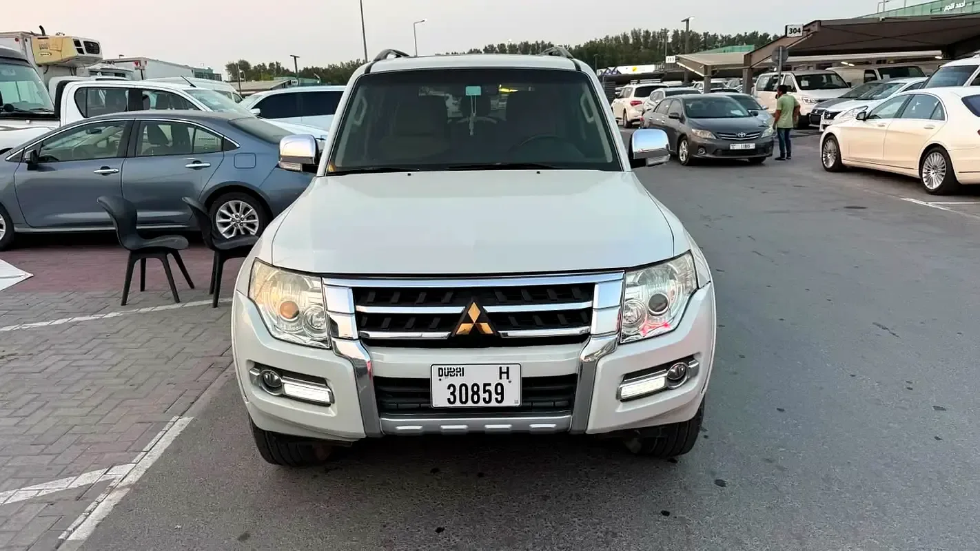 Mitsubishi Pajero 3.5 AT (189 حصان) - 2