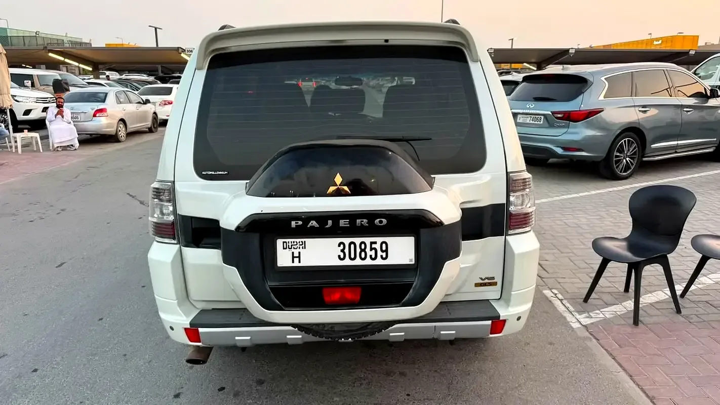 Mitsubishi Pajero 3.5 AT (189 حصان) - 5