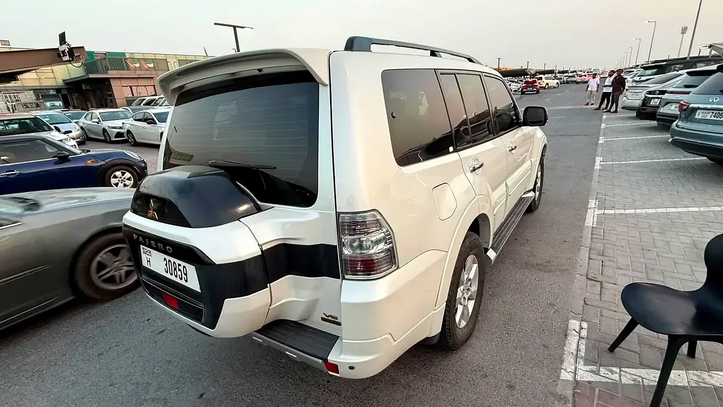 Mitsubishi Pajero 3.5 AT (189 حصان) - 4