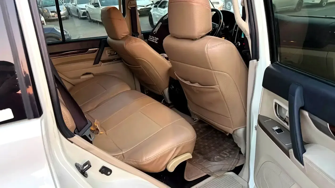 Mitsubishi Pajero 3.5 AT (189 حصان) - 8