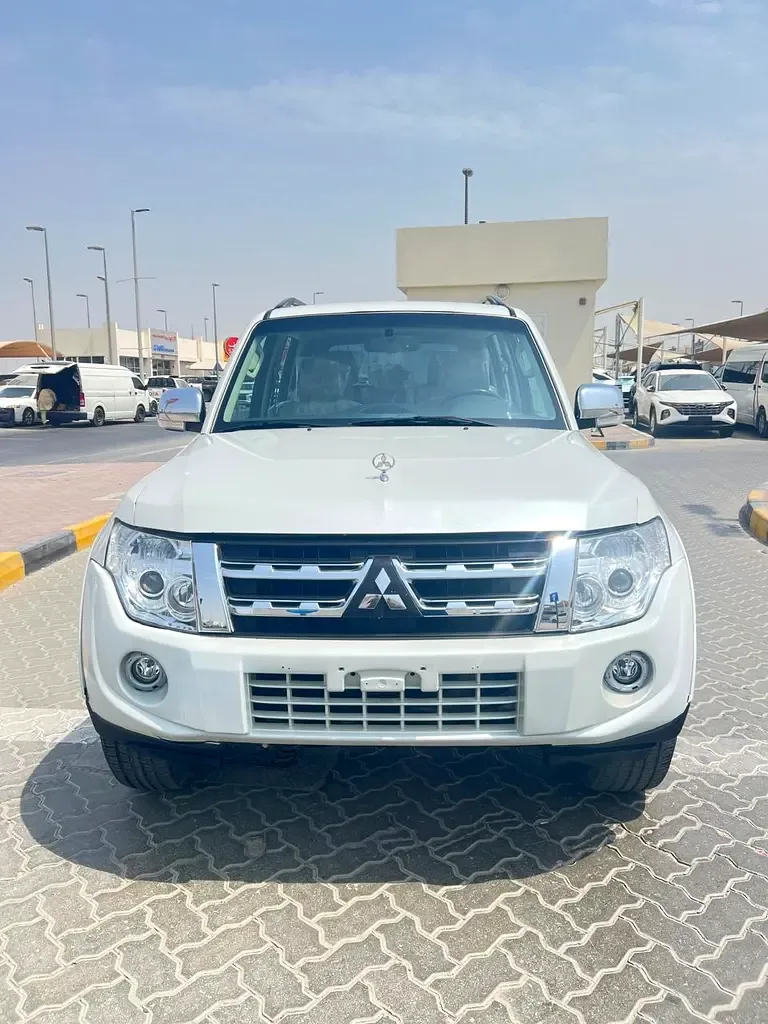 Mitsubishi Pajero 3.5 AT (189 hp)