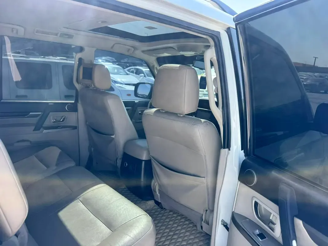 Mitsubishi Pajero 3.5 AT (189 hp) - 7