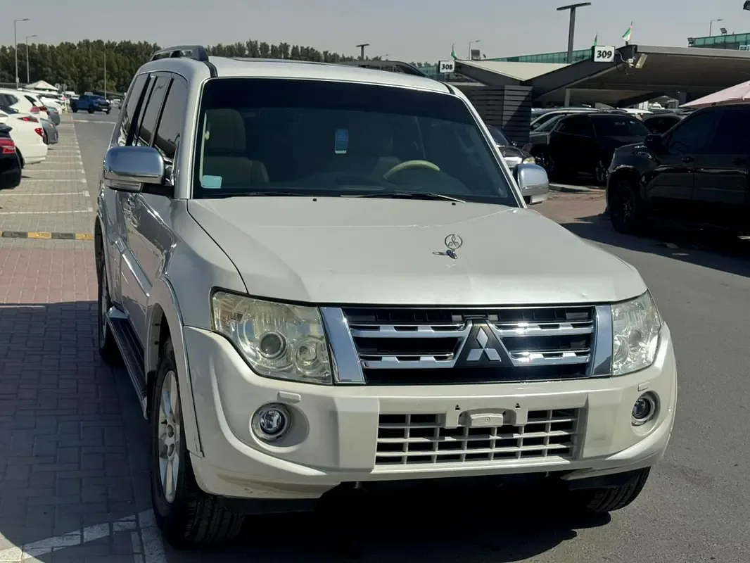 Mitsubishi Pajero 3.5 AT (189 hp) - 8