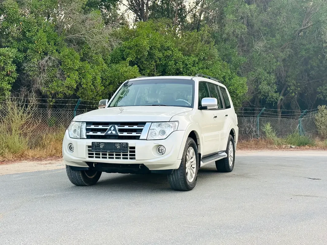 Mitsubishi Pajero 3.5 AT (189 hp)