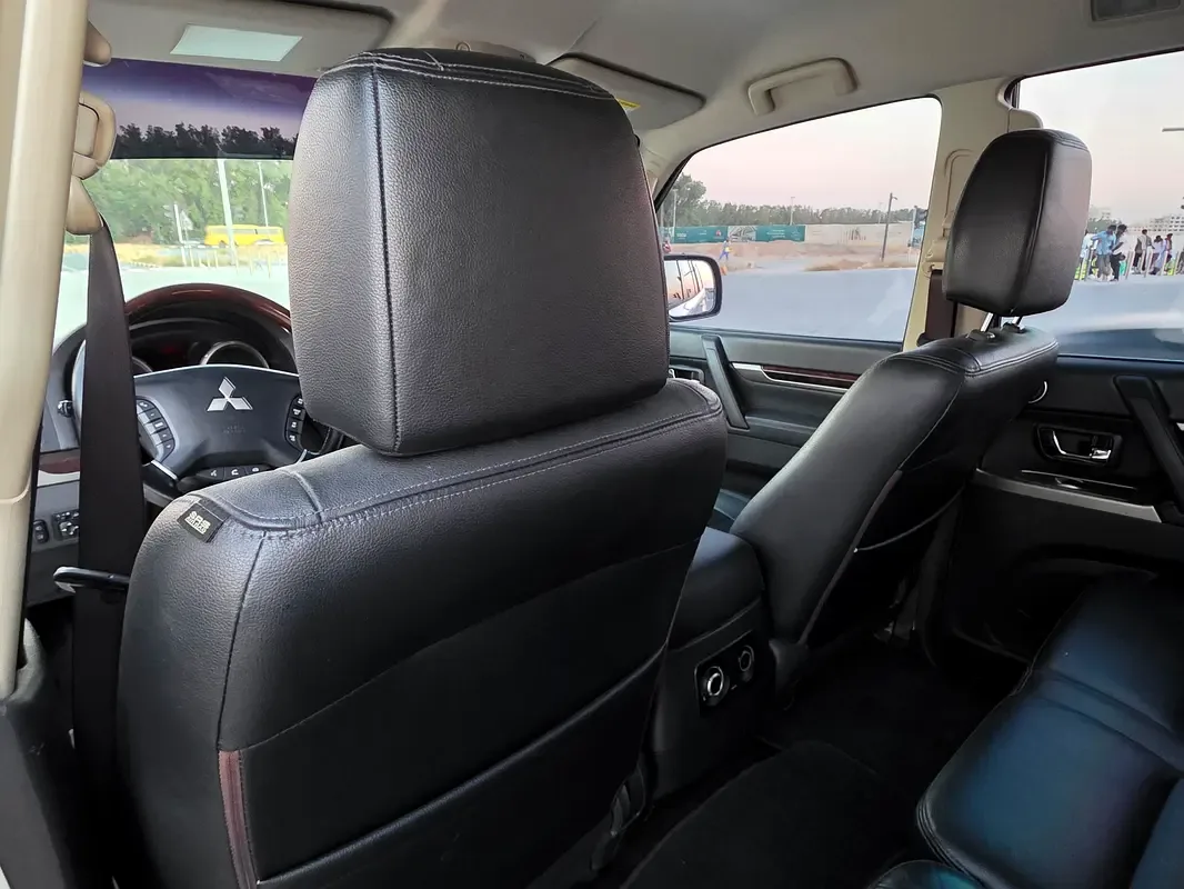 Mitsubishi Pajero 3.5 AT (189 hp) - 14