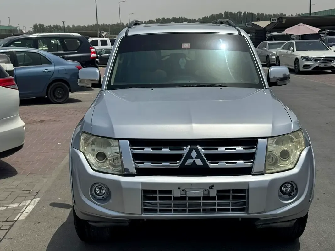 Mitsubishi Pajero 3.5 AT (189 hp)