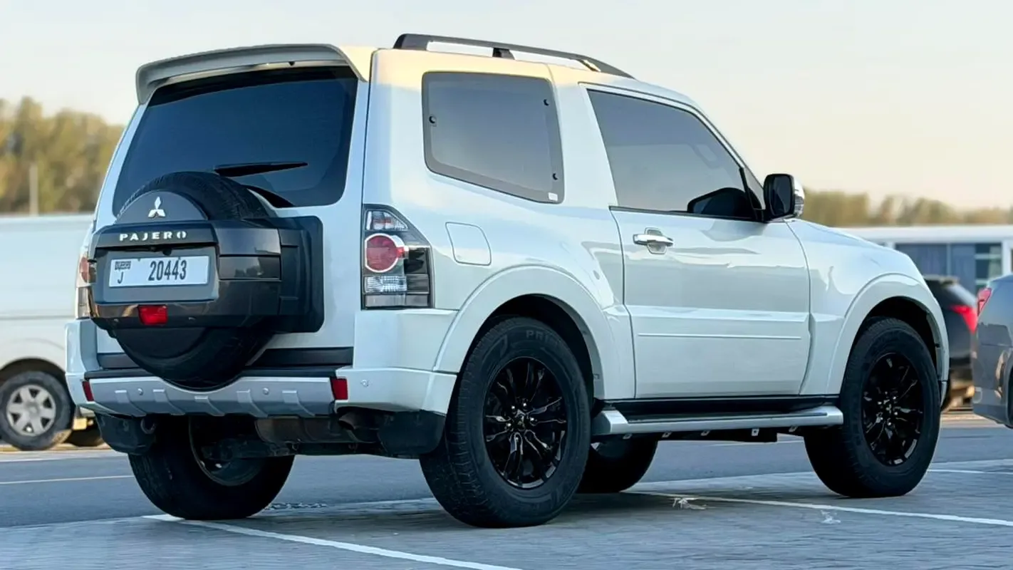 Mitsubishi Pajero 3.5 AT (189 حصان) - 4