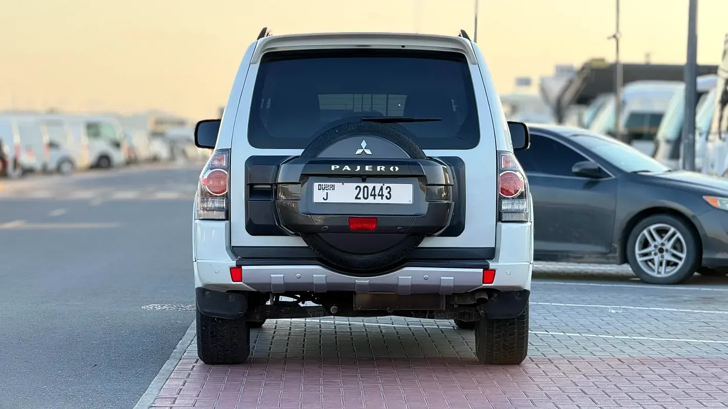 Mitsubishi Pajero 3.5 AT (189 حصان) - 5