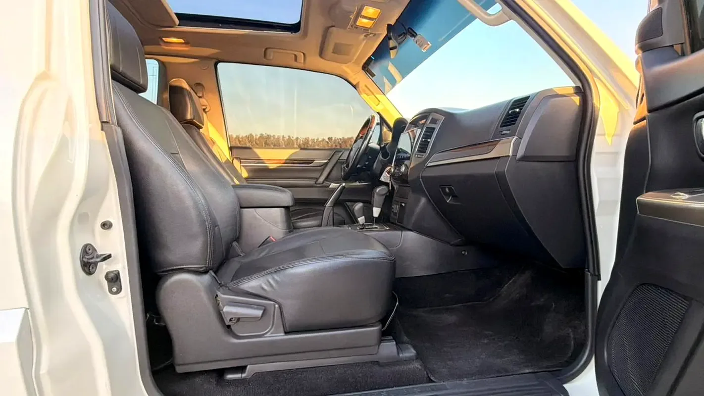 Mitsubishi Pajero 3.5 AT (189 حصان) - 8