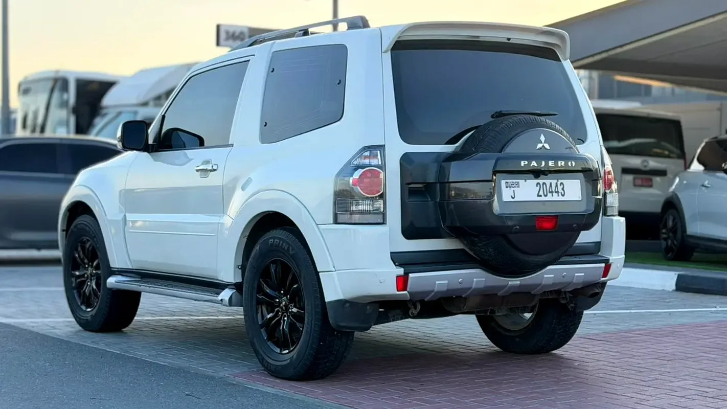 Mitsubishi Pajero 3.5 AT (189 حصان) - 6