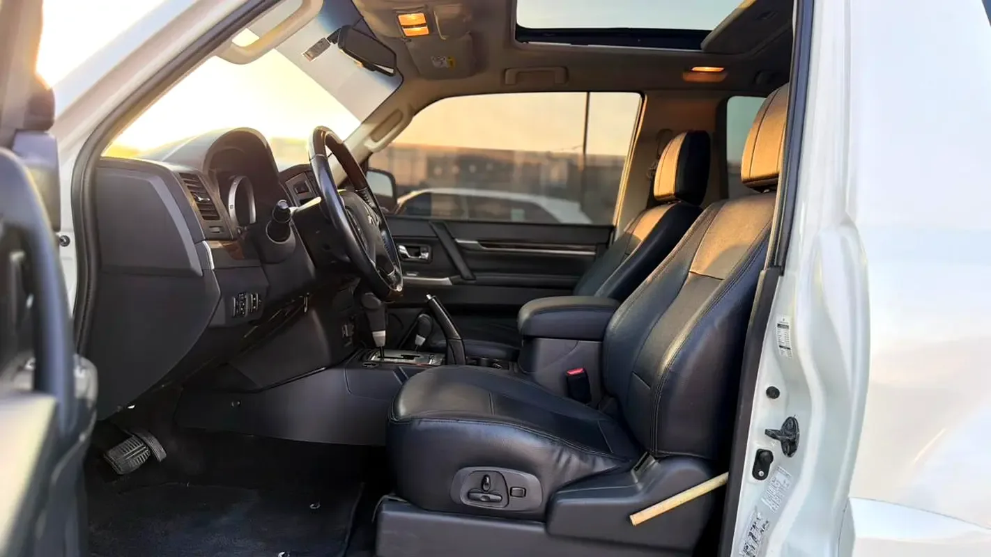 Mitsubishi Pajero 3.5 AT (189 حصان) - 11