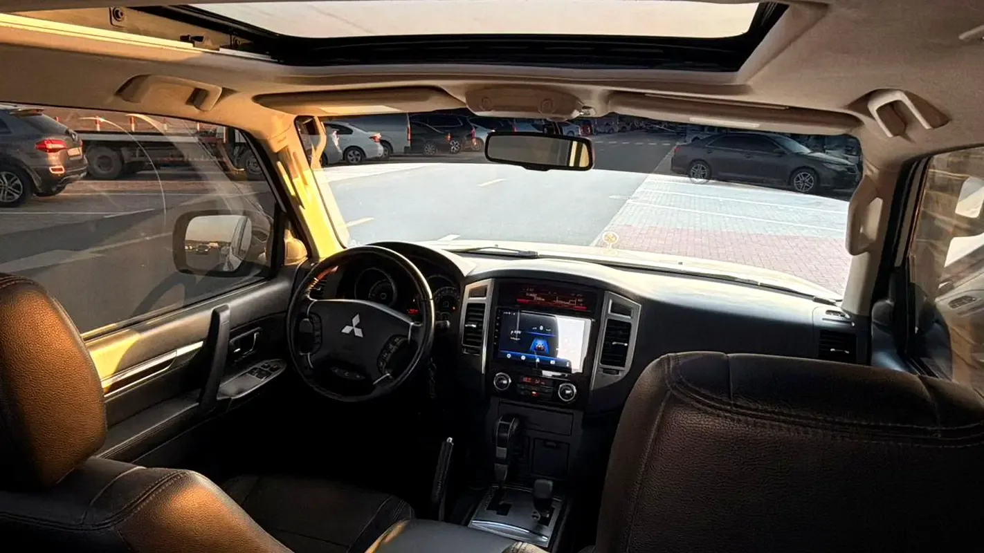 Mitsubishi Pajero 3.5 AT (189 حصان) - 15