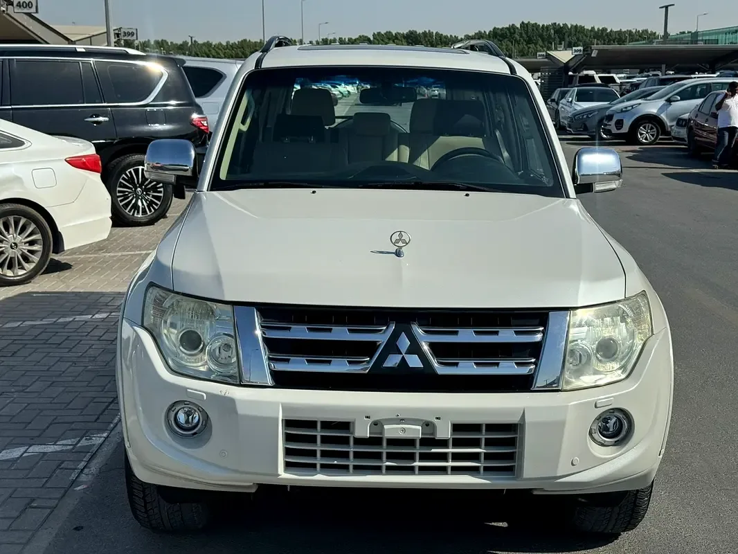 Mitsubishi Pajero 3.5 AT (189 hp)