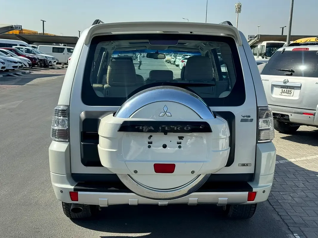 Mitsubishi Pajero 3.5 AT (189 حصان) - 11