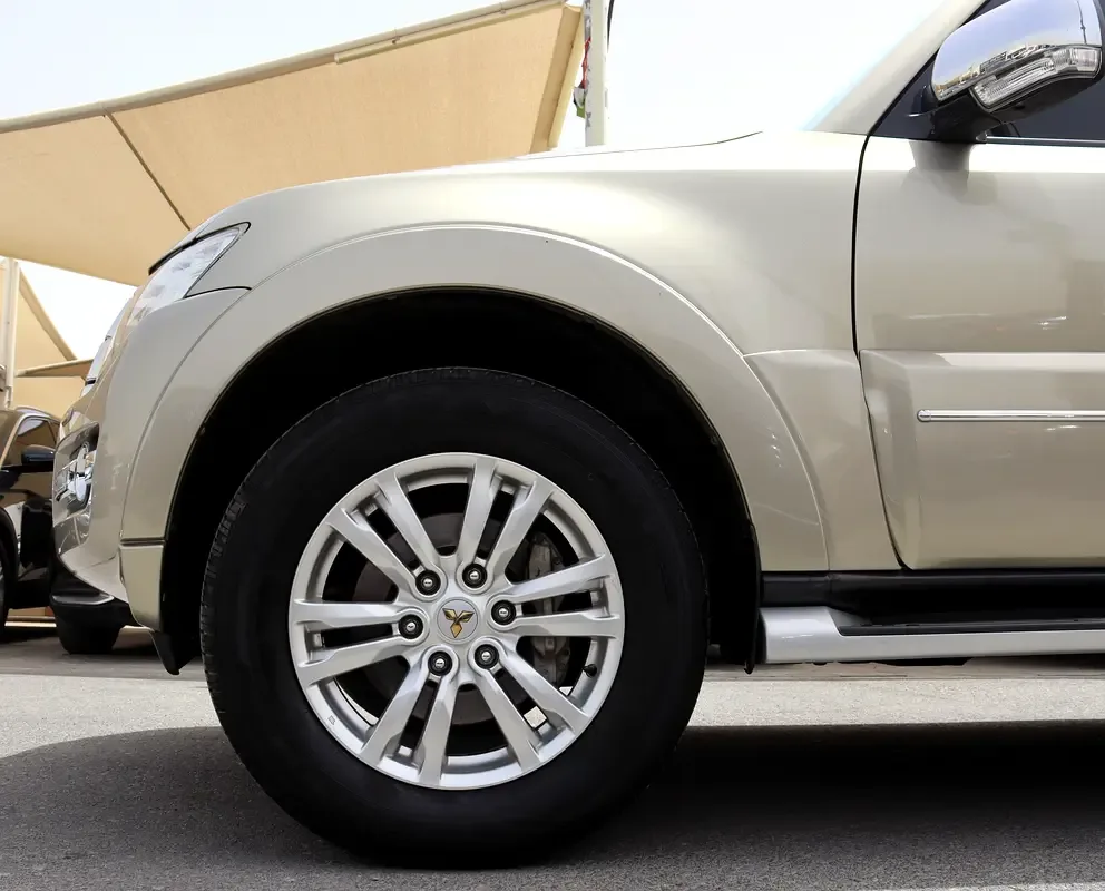 Mitsubishi Pajero 3.5 AT (189 hp) - 7