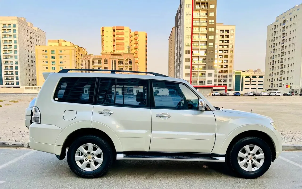 Mitsubishi Pajero 3.5 AT (189 hp) - 6