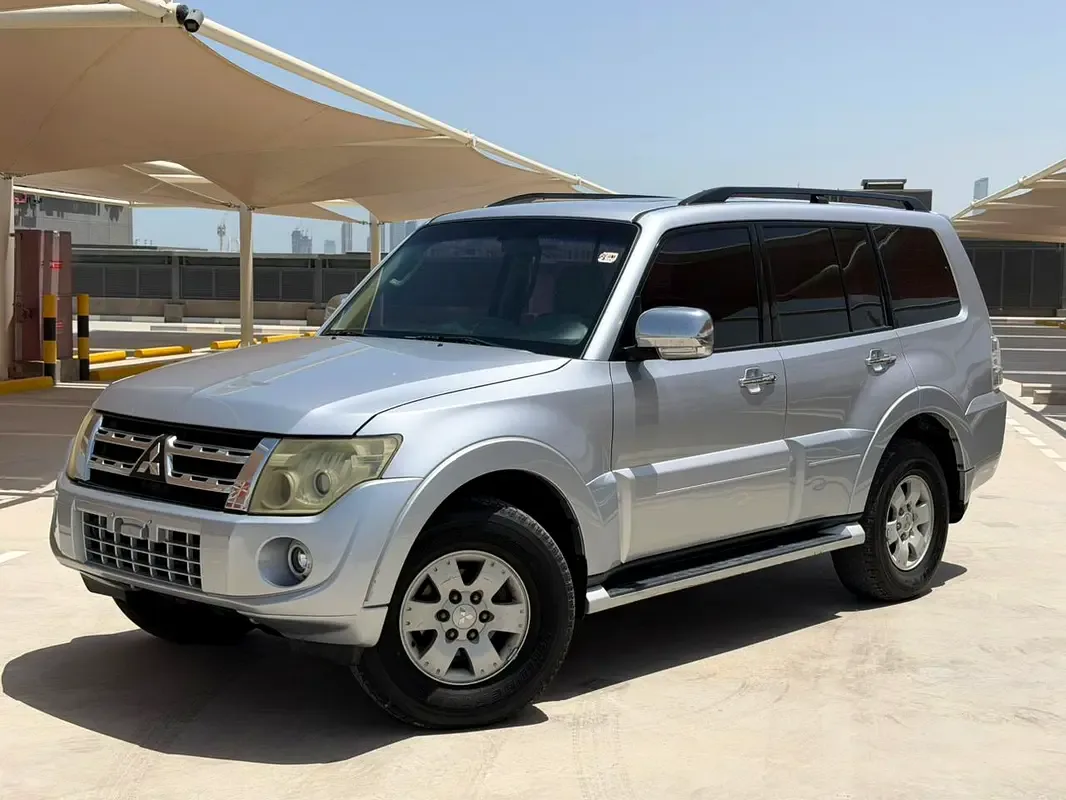 Mitsubishi Pajero 3.5 AT (189 hp)