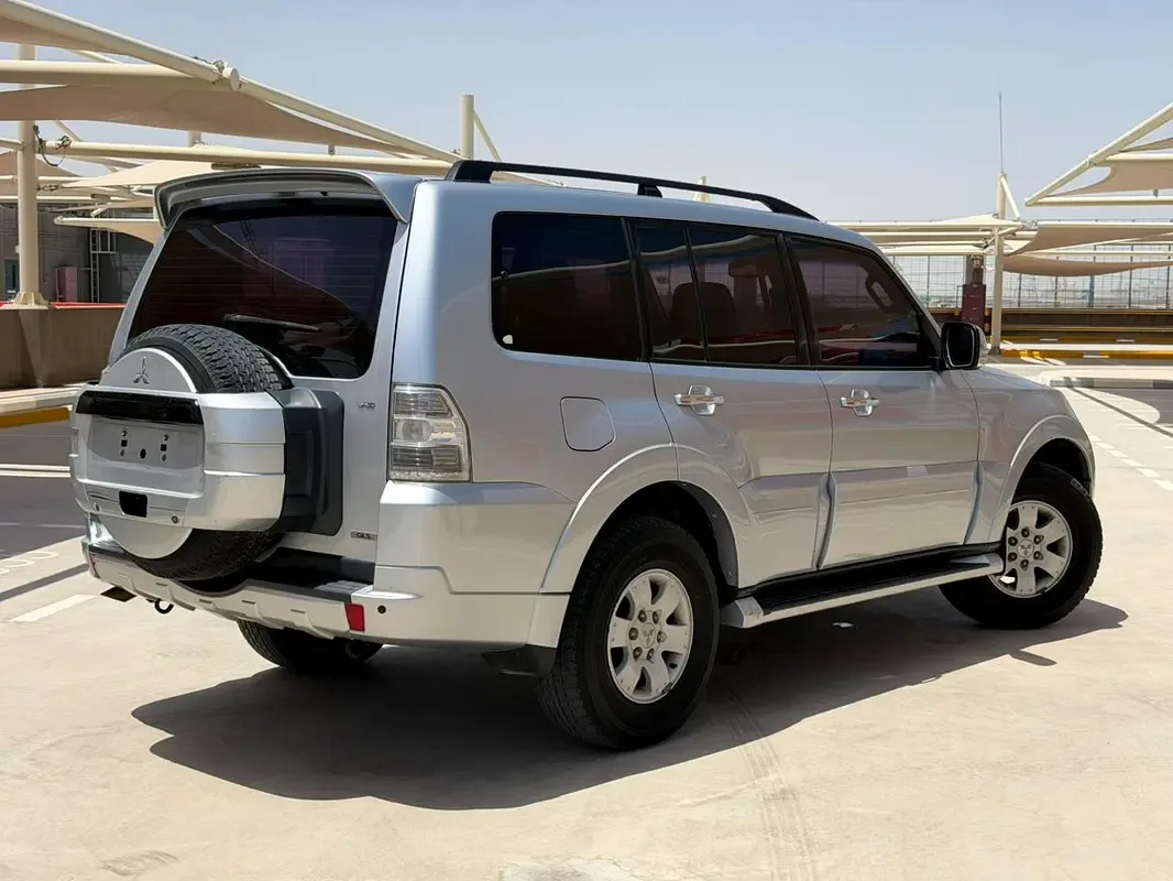 Mitsubishi Pajero 3.5 AT (189 hp) - 2