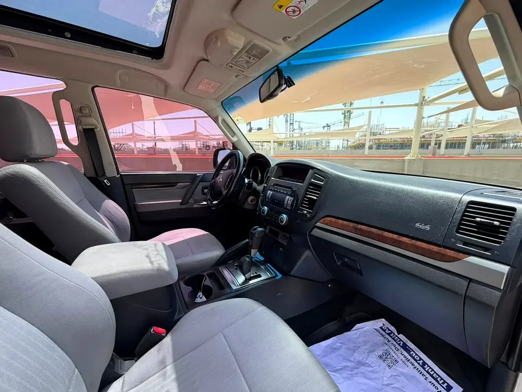 Mitsubishi Pajero 3.5 AT (189 hp) - 13