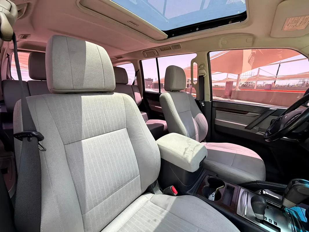 Mitsubishi Pajero 3.5 AT (189 hp) - 14