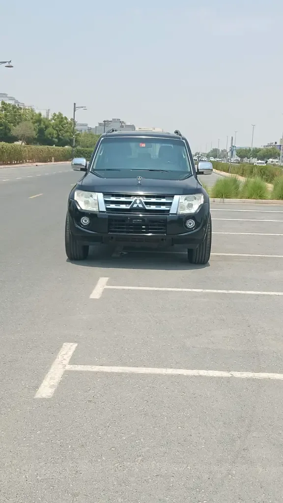 Mitsubishi Pajero 3.5 AT (189 hp)