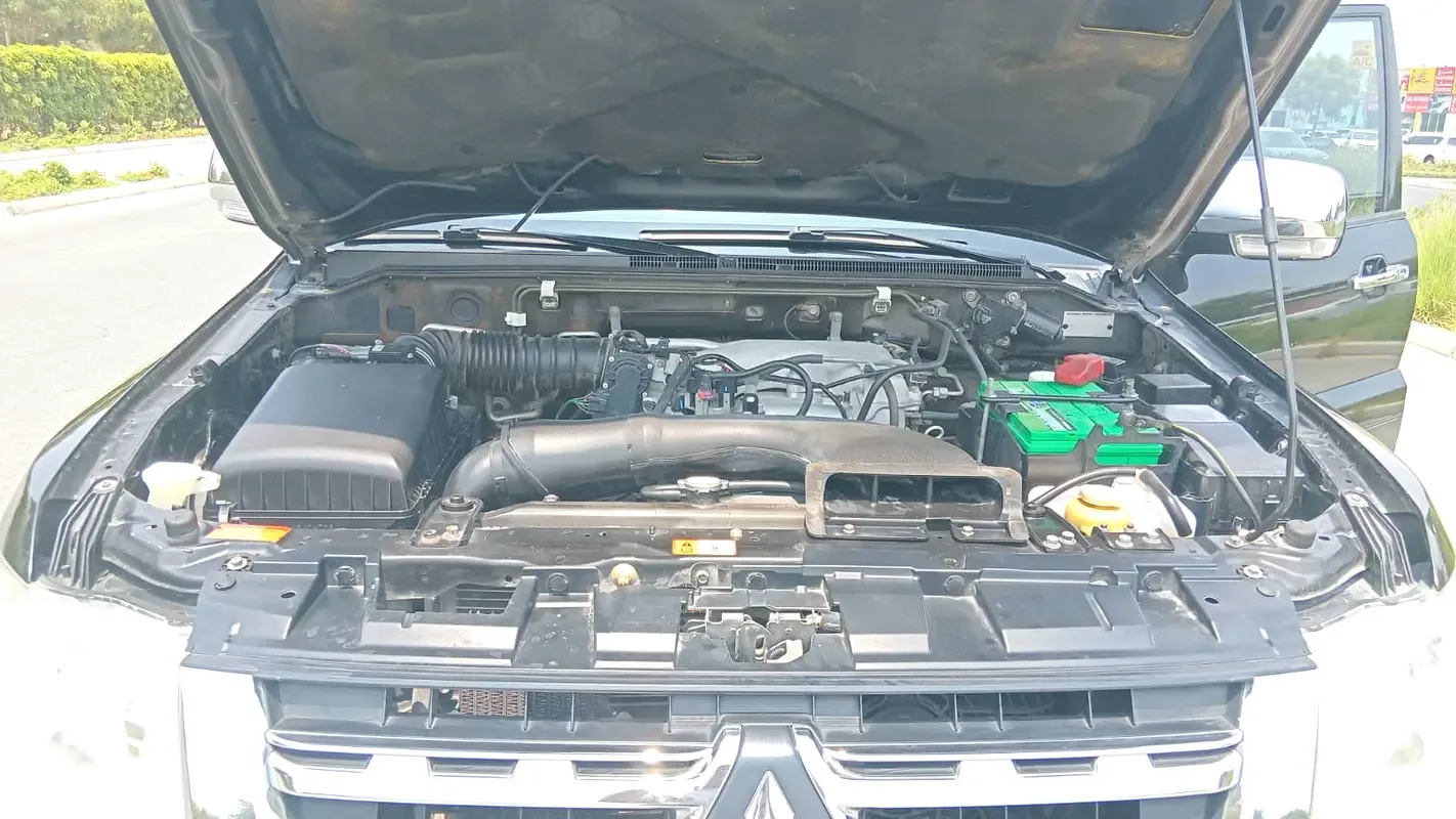 Mitsubishi Pajero 3.5 AT (189 حصان) - 18