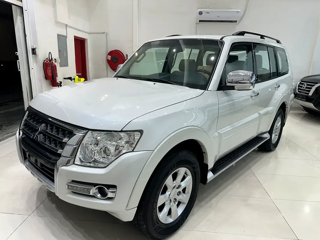 Mitsubishi Pajero 3.5 AT 4WD (189 حصان) - 2
