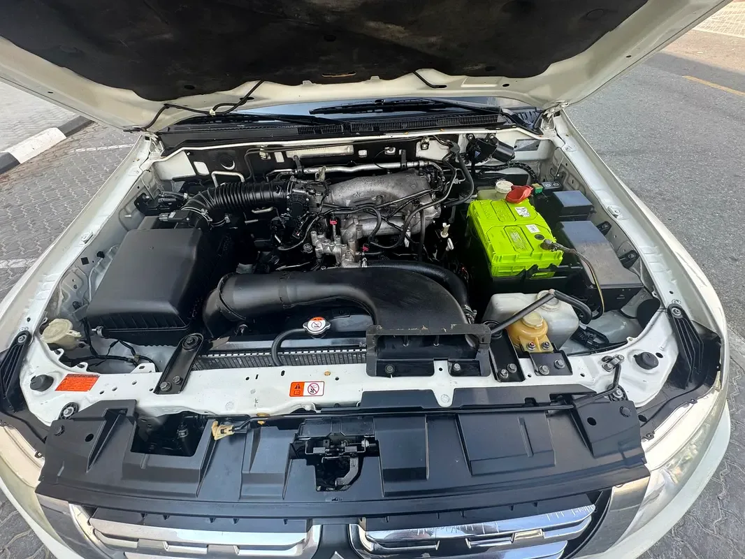 Mitsubishi Pajero 3.5 AT 4WD (189 حصان) - 4