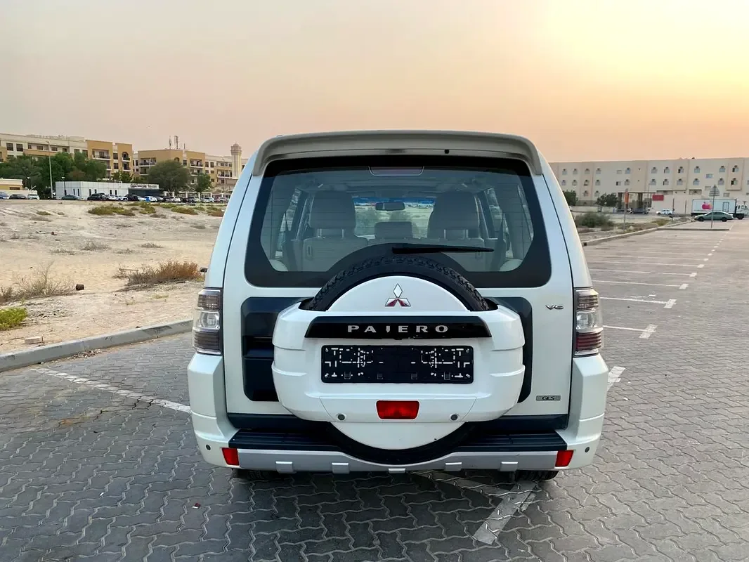 Mitsubishi Pajero 3.5 AT 4WD (189 حصان) - 5