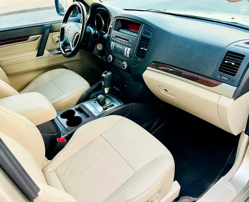 Mitsubishi Pajero 3.5 AT 4WD (189 حصان) - 7