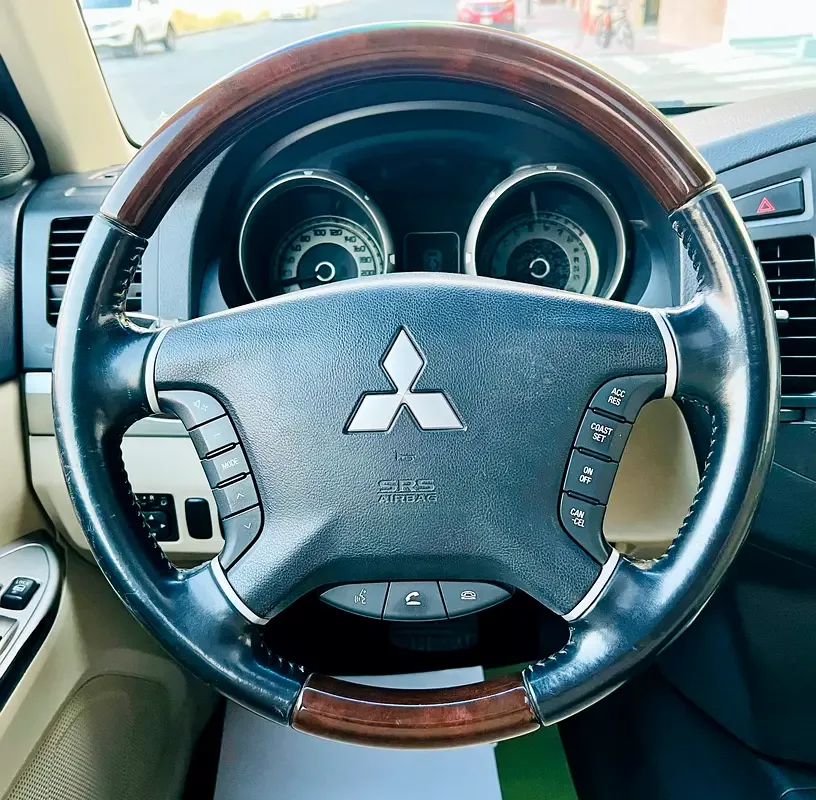 Mitsubishi Pajero 3.5 AT 4WD (189 حصان) - 11