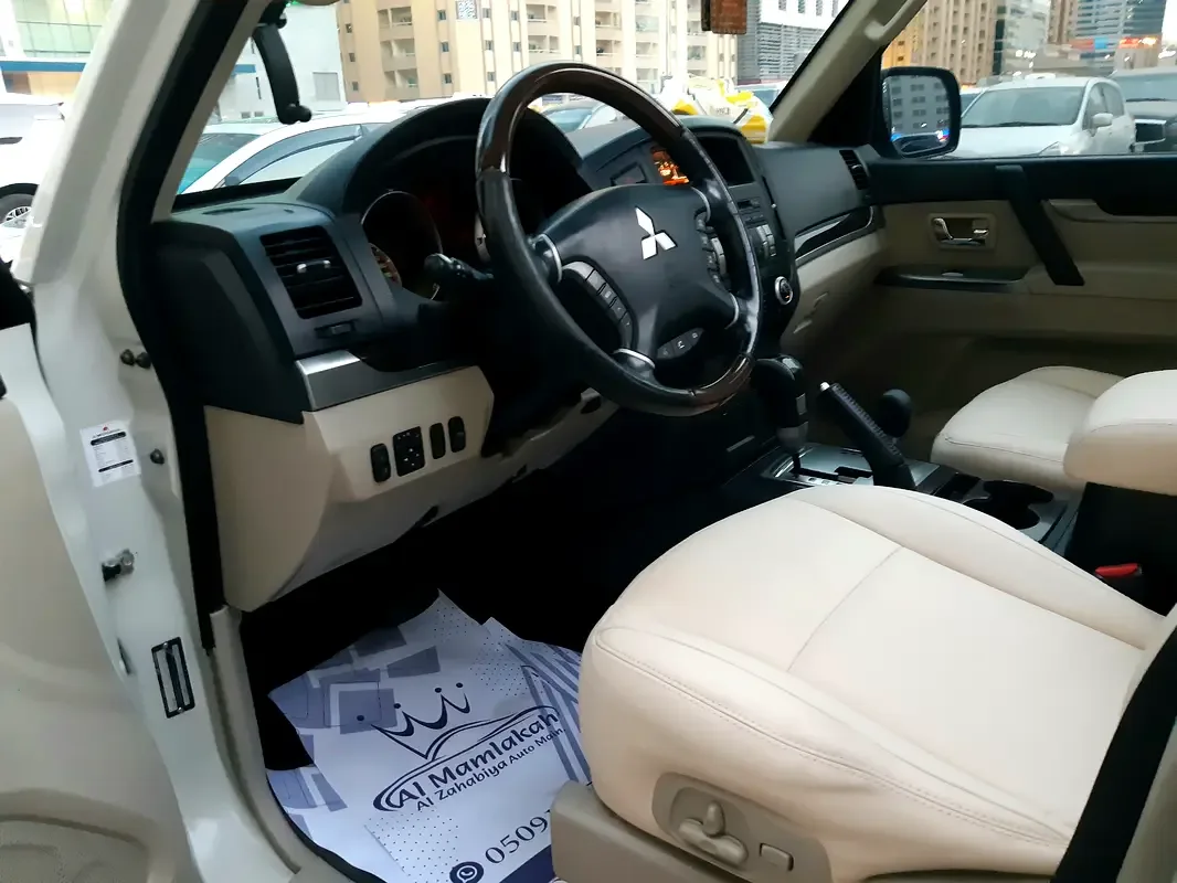 Mitsubishi Pajero 3.5 AT 4WD (189 hp) - 10