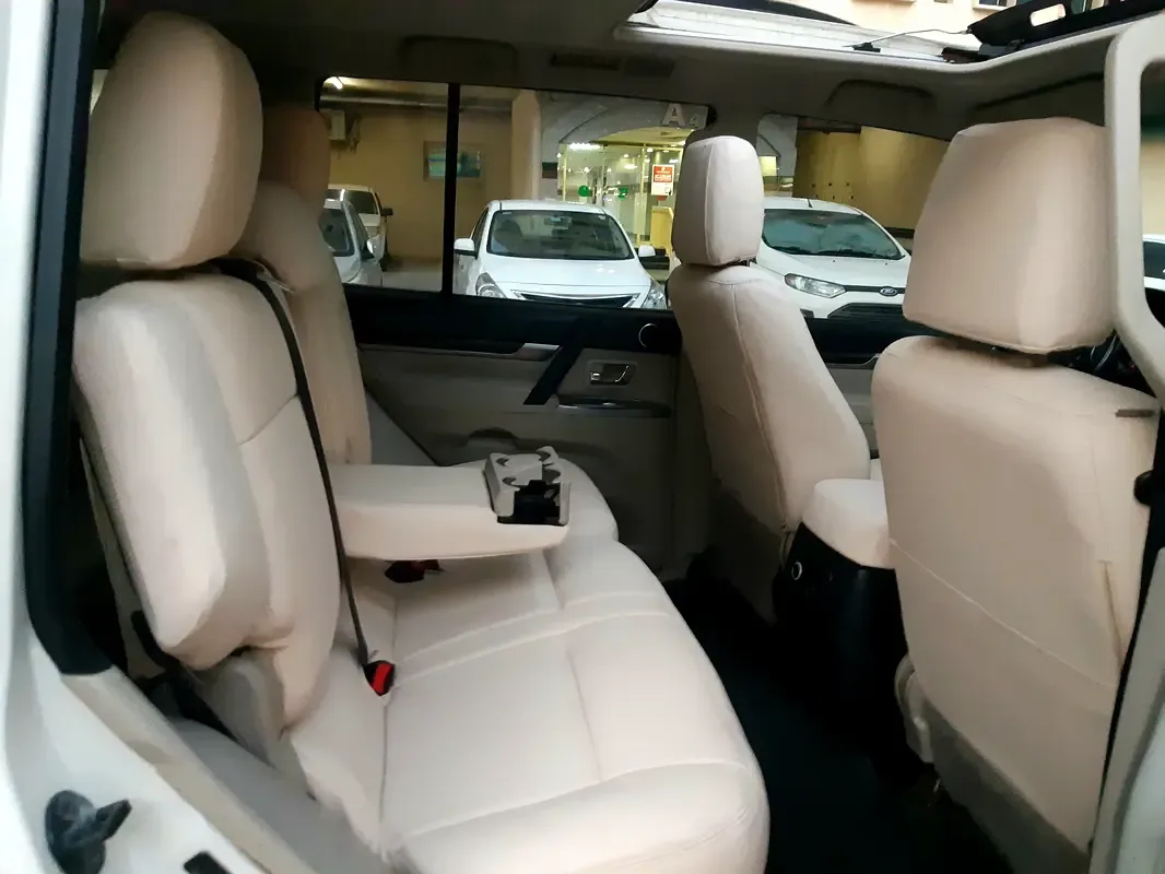 Mitsubishi Pajero 3.5 AT 4WD (189 hp) - 14