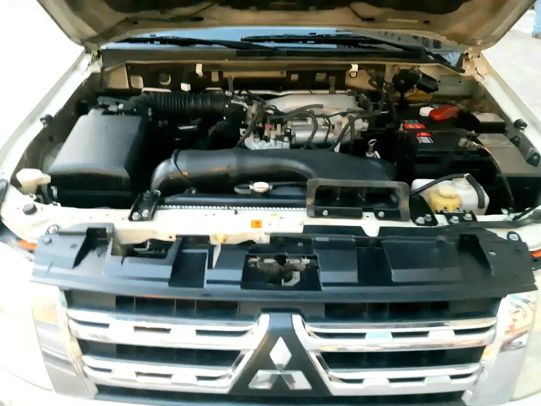 Mitsubishi Pajero 3.5 AT 4WD (189 hp) - 19