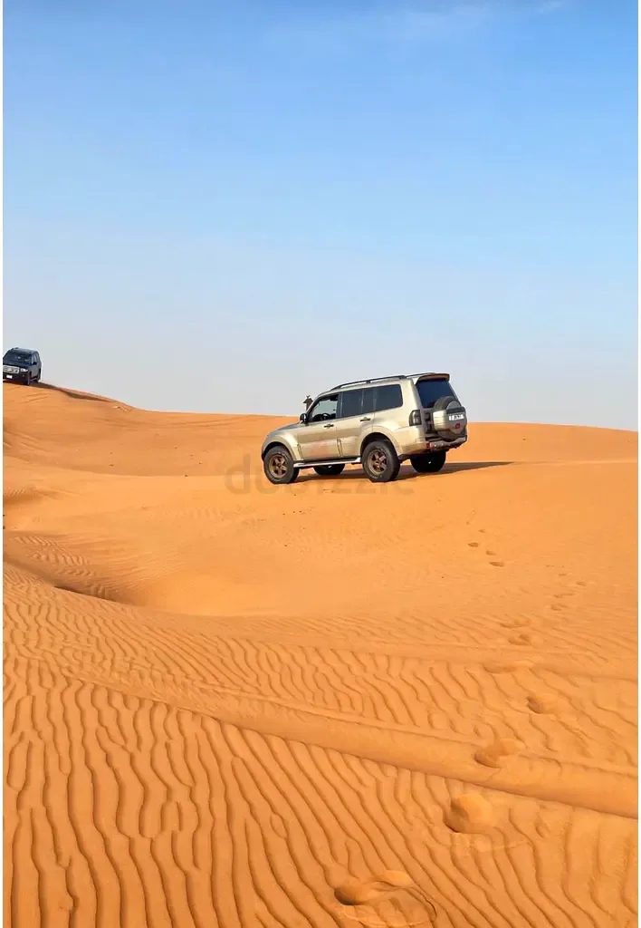 Mitsubishi Pajero 3.8 AT (243 hp)