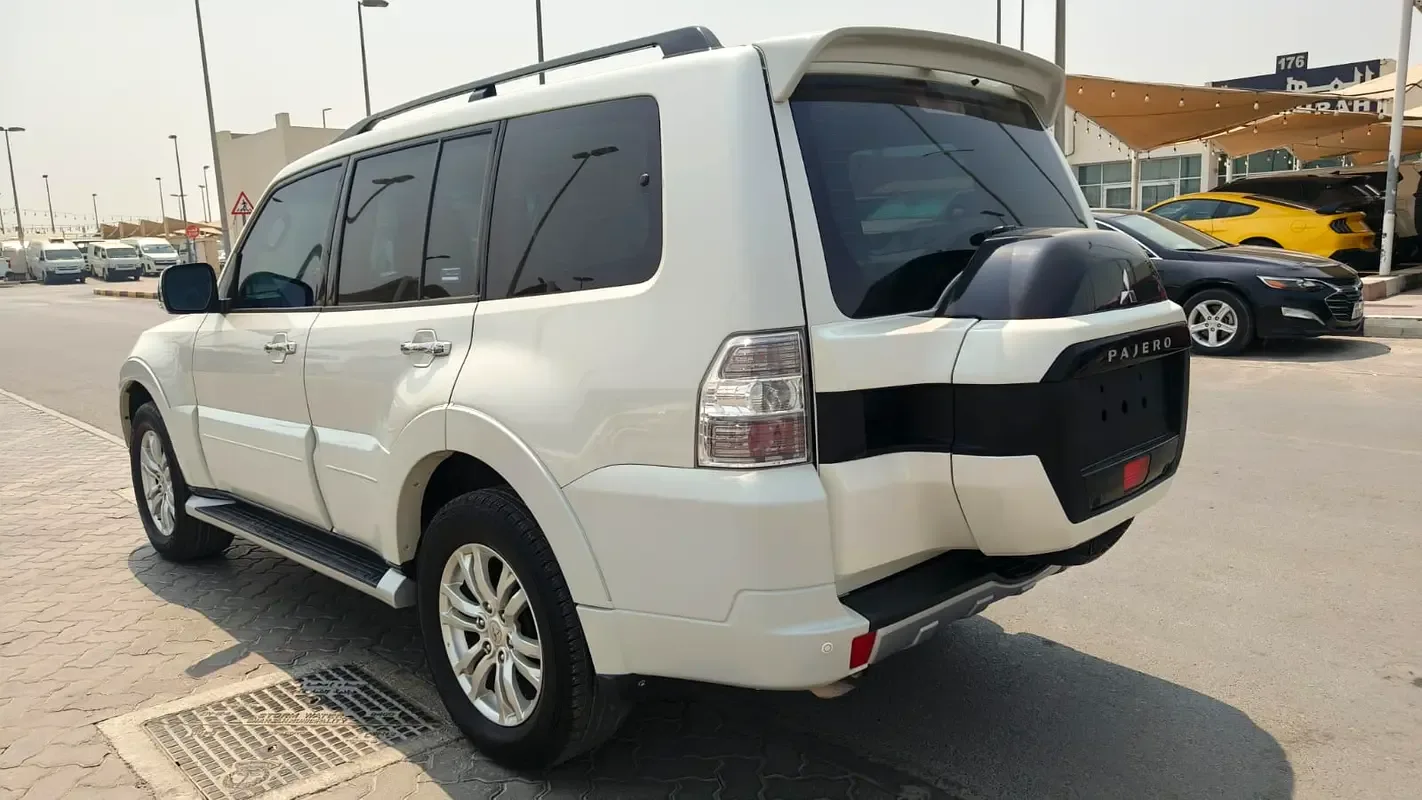 Mitsubishi Pajero 3.8 AT (243 حصان) - 5