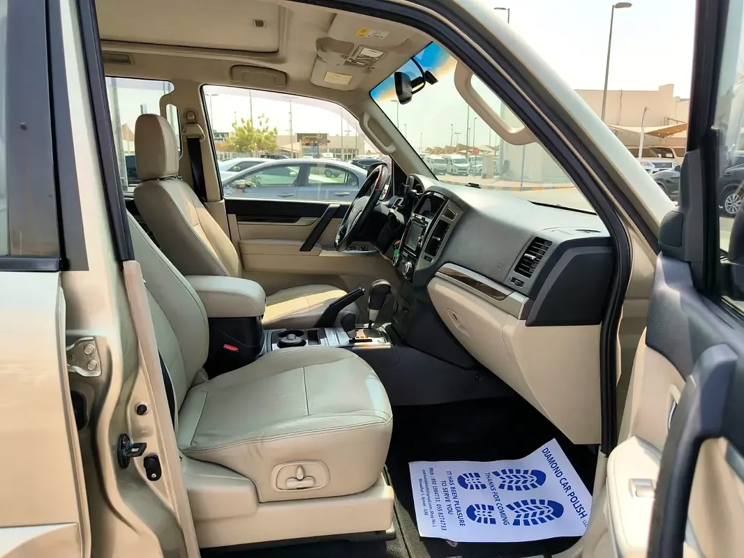 Mitsubishi Pajero 3.8 AT (243 hp) - 19