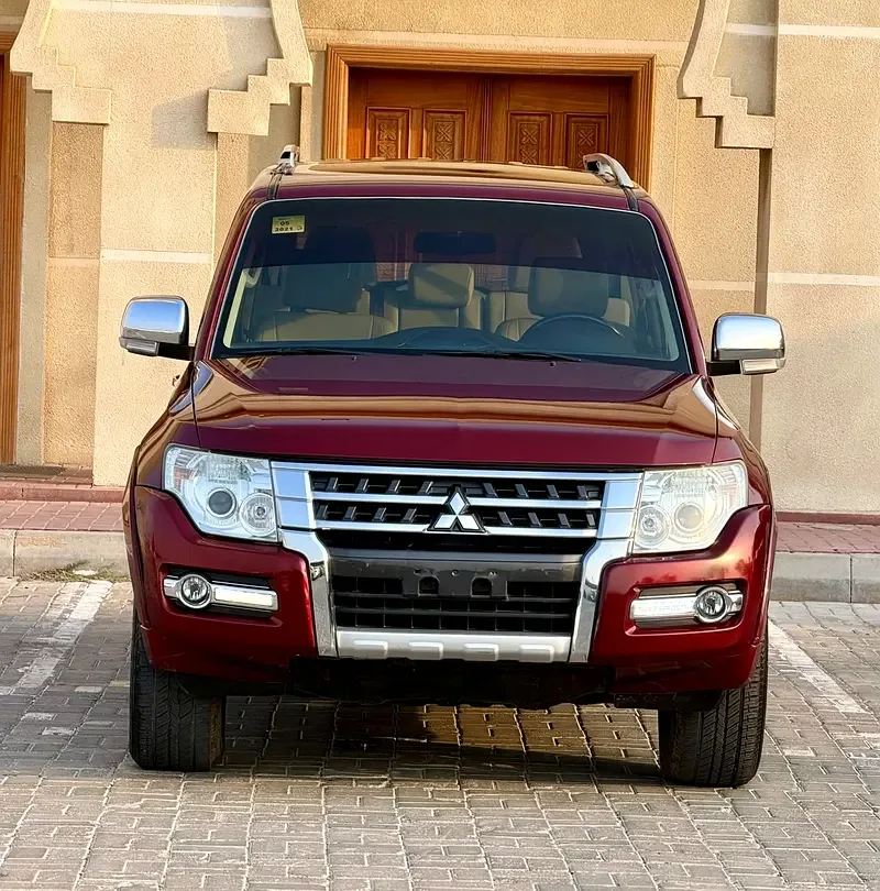 Mitsubishi Pajero 3.8 AT (243 hp) - 2