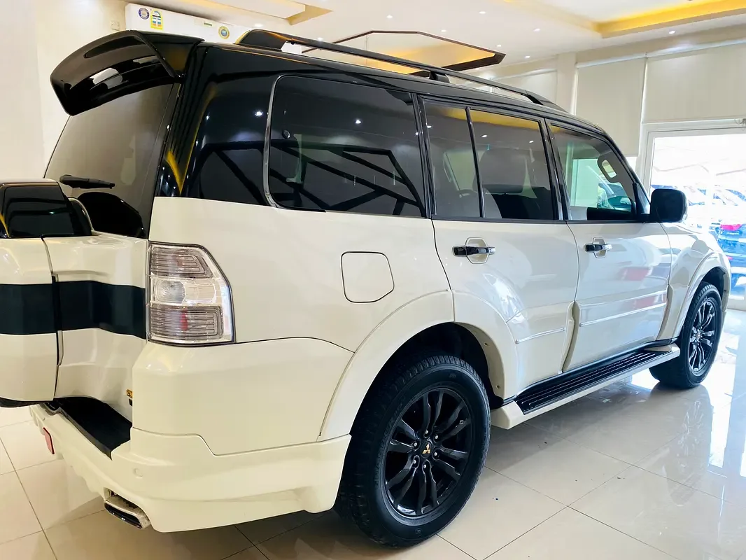 Mitsubishi Pajero 3.8 AT (243 حصان) - 7
