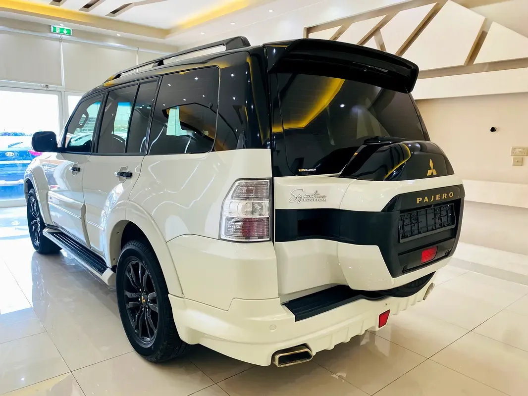 Mitsubishi Pajero 3.8 AT (243 حصان) - 11
