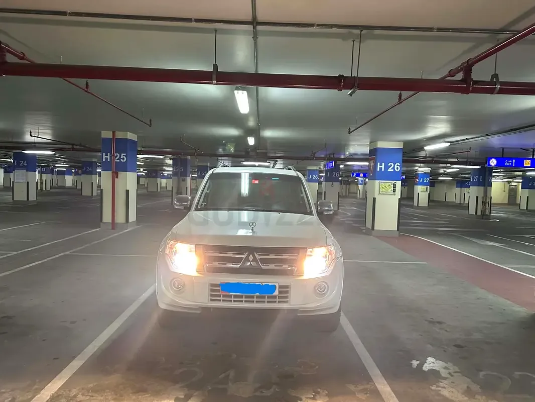 Mitsubishi Pajero 3.8 AT (243 حصان) - 6
